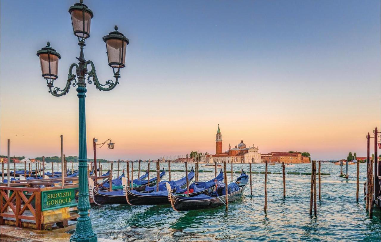 Nice Apartment In Venezia -Ve- With Wifi Exterior foto
